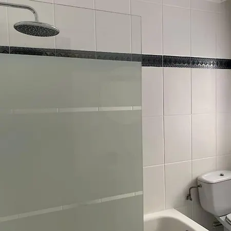 80 M2 Recien Reformado, Acogedor Y Elegante. *