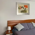 80 M2 Recien Reformado, Acogedor Y Elegante. *