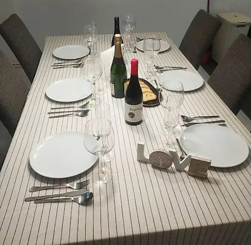 80 M2 Recien Reformado, Acogedor Y Elegante. Διαμέρισμα