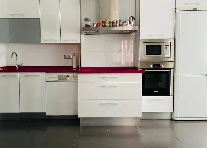 Διαμέρισμα 80 M2 Recien Reformado, Acogedor Y Elegante. *